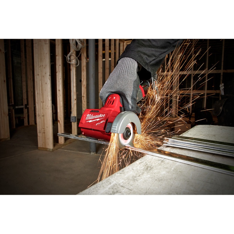 Milwaukee 2522-20x2BSK M12 FUEL 12V 3" Compact Cut Off Tool w/ Starter Kit - Image 6