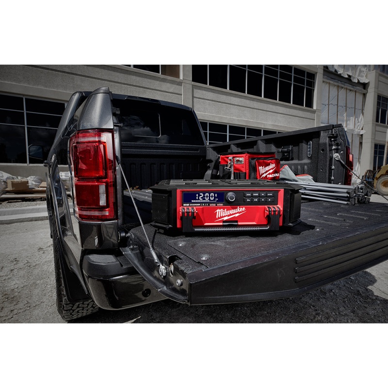 Milwaukee 2950-20 M18 18V PACKOUT Radio Charger - Bare Tool - Image 9