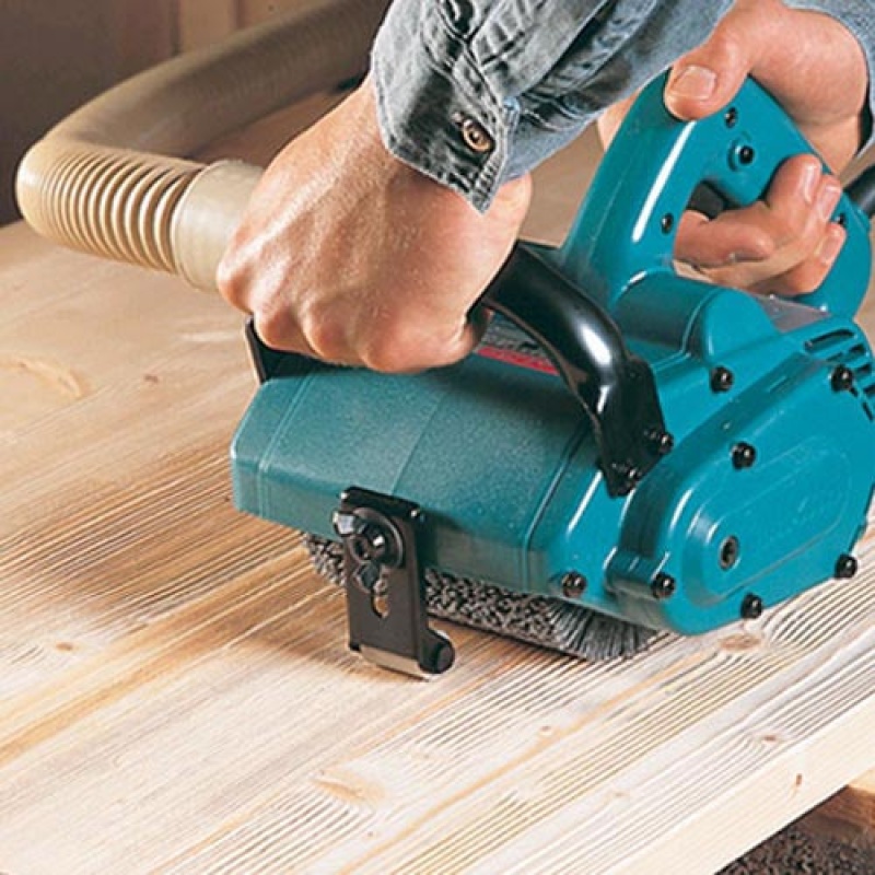 Makita 9741 7.8 Amp Corded Well Balanced Wheel Sander - Image 2