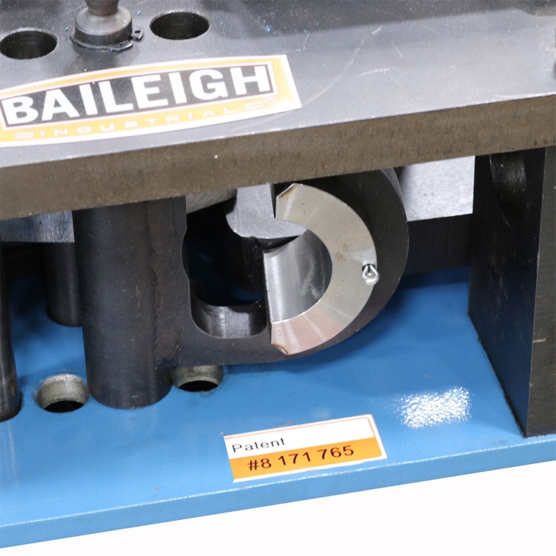 Baileigh 1006768 RDB-050 Manual Tube Bender w/ 2-1/2" Mild Steel Capacity - Image 3