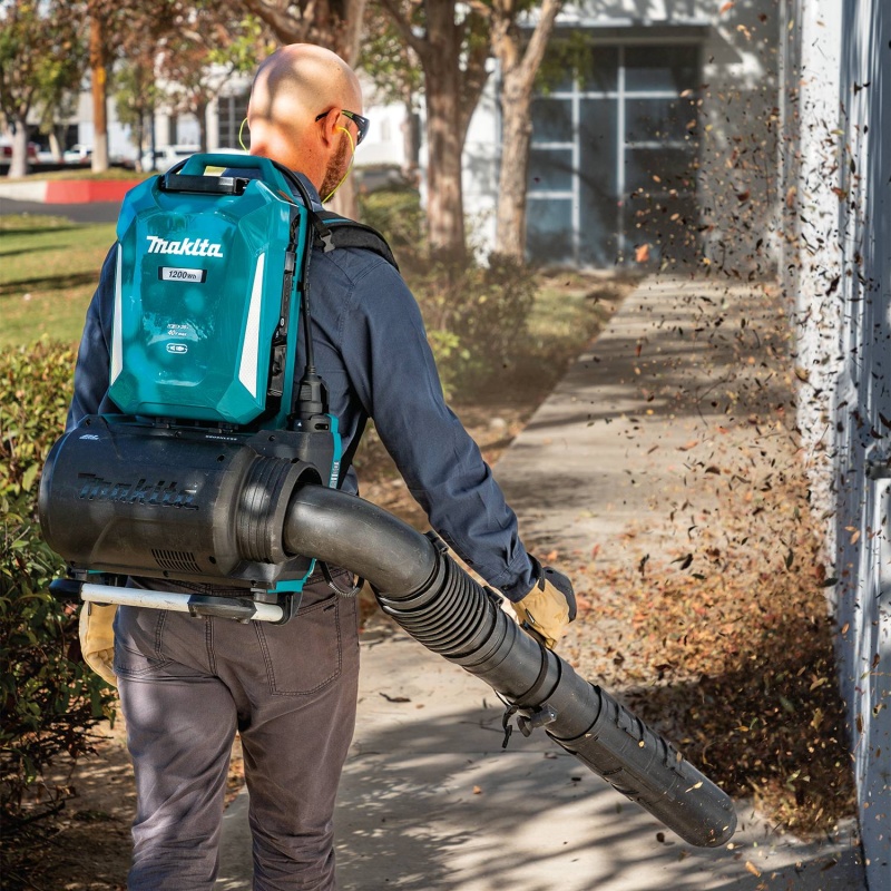 Makita CBU02Z 40V max ConnectX Brushless Backpack Blower - Bare Tool - Image 3