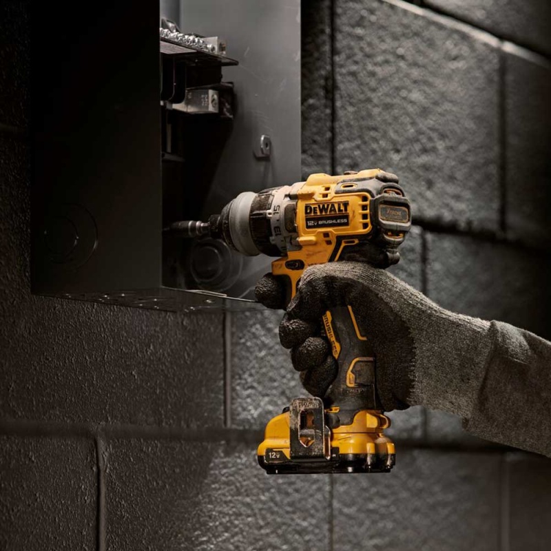 DeWALT DCD703F1 12V XTREME 5 in 1 Brushless Cordless Multi-Head Drill/Driver Kit - Image 6