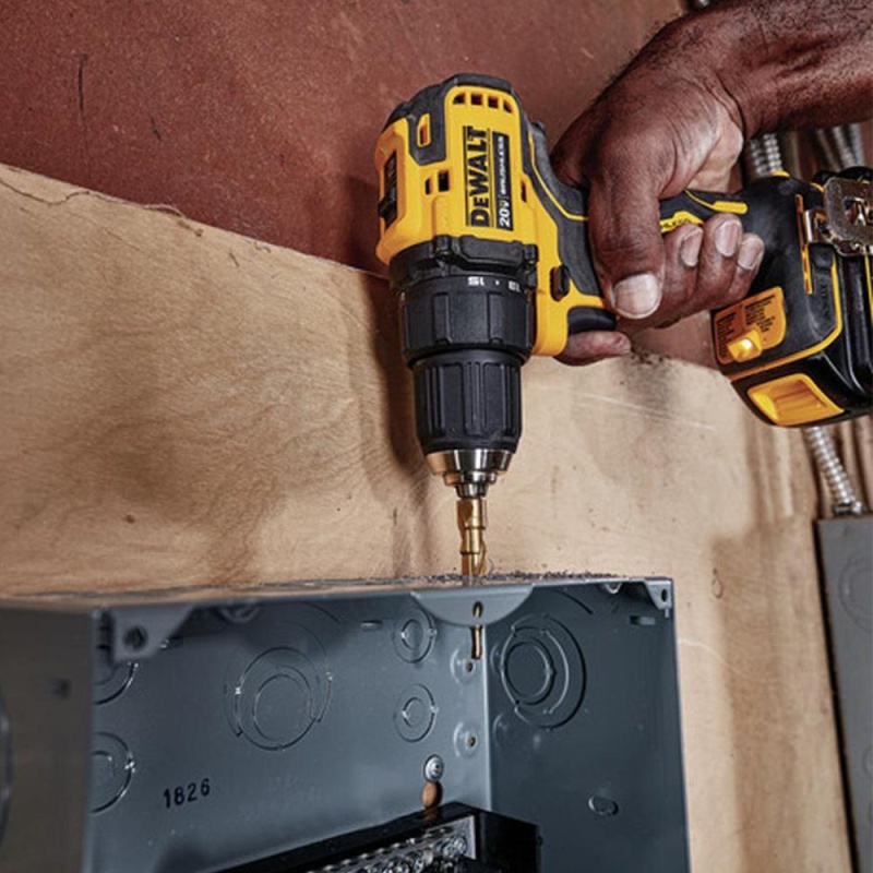 DeWALT DCD708C2 20V 1/2 Inch Brushless Compact Atomic Drill Driver Kit - Image 5