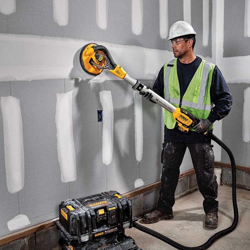 DeWALT DCE800P2 20V MAX 9" Cordless Brushless Durable Drywall Sander Kit - Image 10