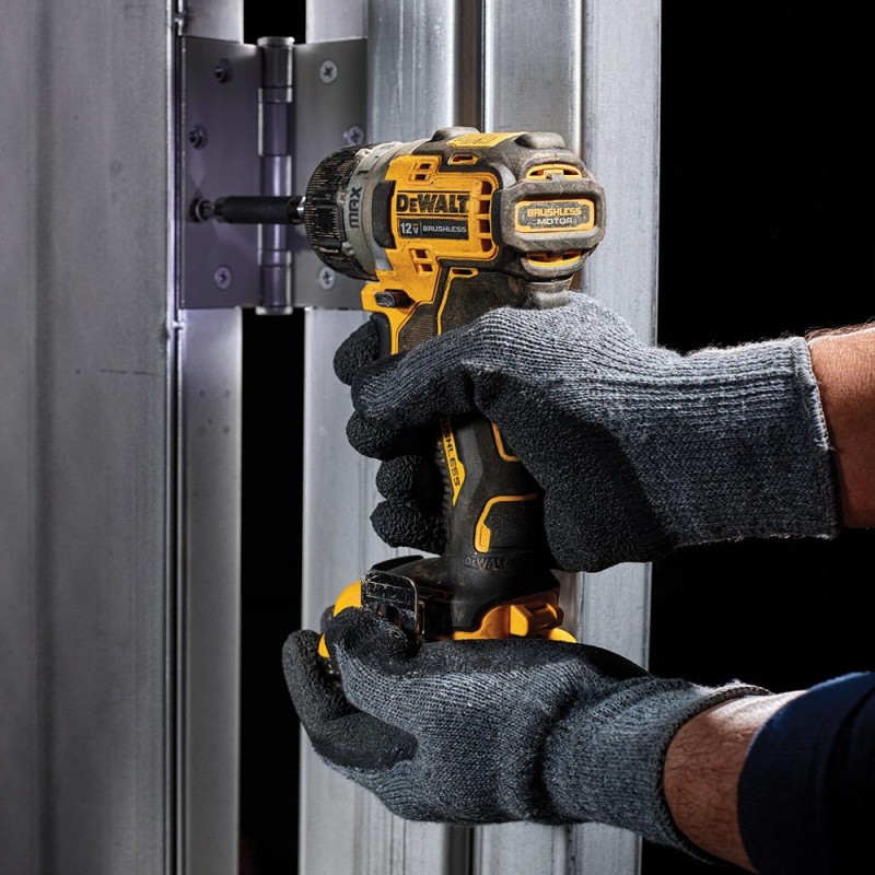 DeWALT DCF601F2 12V MAX XTREME Brushless 1/4 Inch Cordless Screwdriver Kit - Image 6