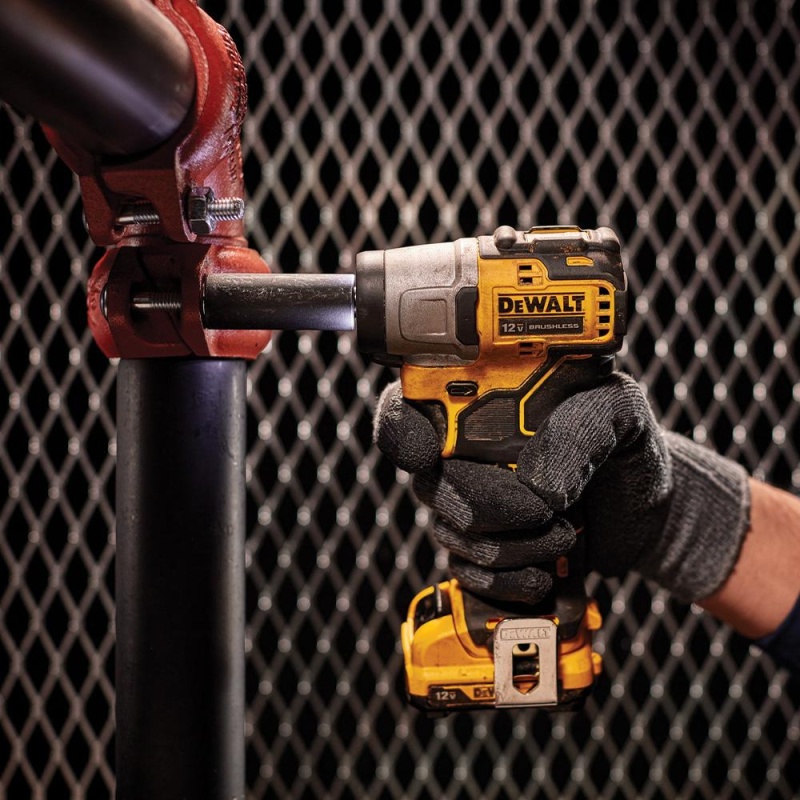 DeWALT DCF902F2 12V MAX XTREME Brushless 3/8 Inch Cordless Impact Wrench Kit - Image 8