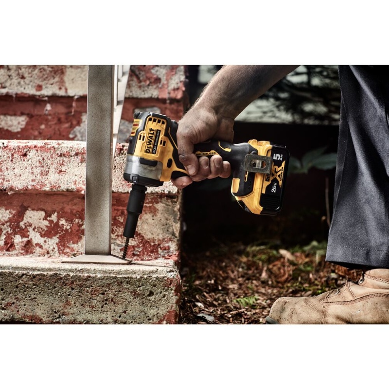 DeWALT DCF913P2 20V MAX 3/8" Cordless Compact Impact Wrench w/Hog Ring Anvil Kit - Image 9