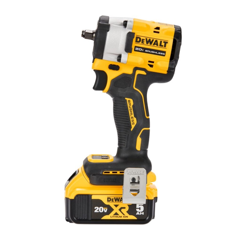 DeWALT DCF923P2 20V MAX ATOMIC 3/8" Compact Impact Wrench w/ Hog Ring Anvil Kit - Image 3