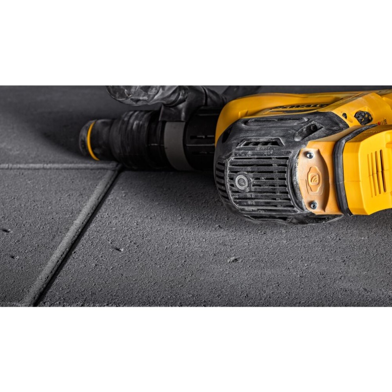 DeWALT DCH832X1 60V SDS MAX Cordless Lithium-Ion Chipping Hammer Kit - Image 12