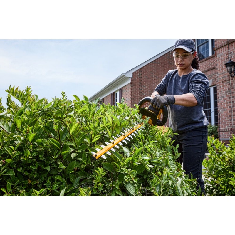 DeWALT DCHT870T1 60V FLEXVOLT 26" Brushless Hedge Trimmer Kit w/ 6Ah Battery - Image 9