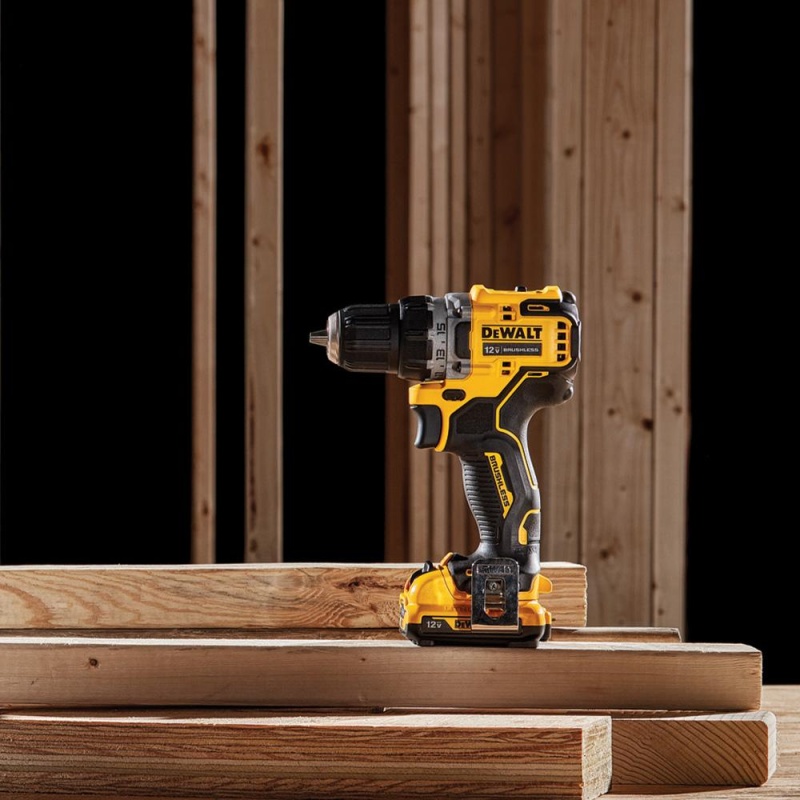 DeWALT DCK221F2 12V MAX XTREME Brushless Cordless Drill and Impact Combo Kit - Image 5