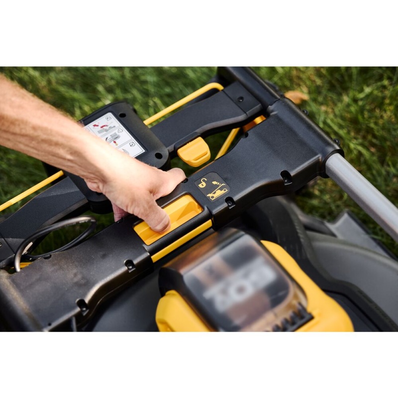 DeWALT DCMWSP650Y2 60V MAX Cordless RWD Self Propelled Mower Kit - Image 5