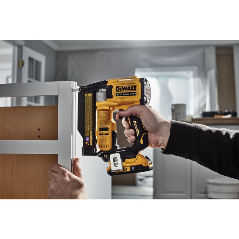 DeWALT DCN623D1 20V ATOMIC COMPACT SERIES MAX 23 Guage Pin Nailer Kit - Image 8