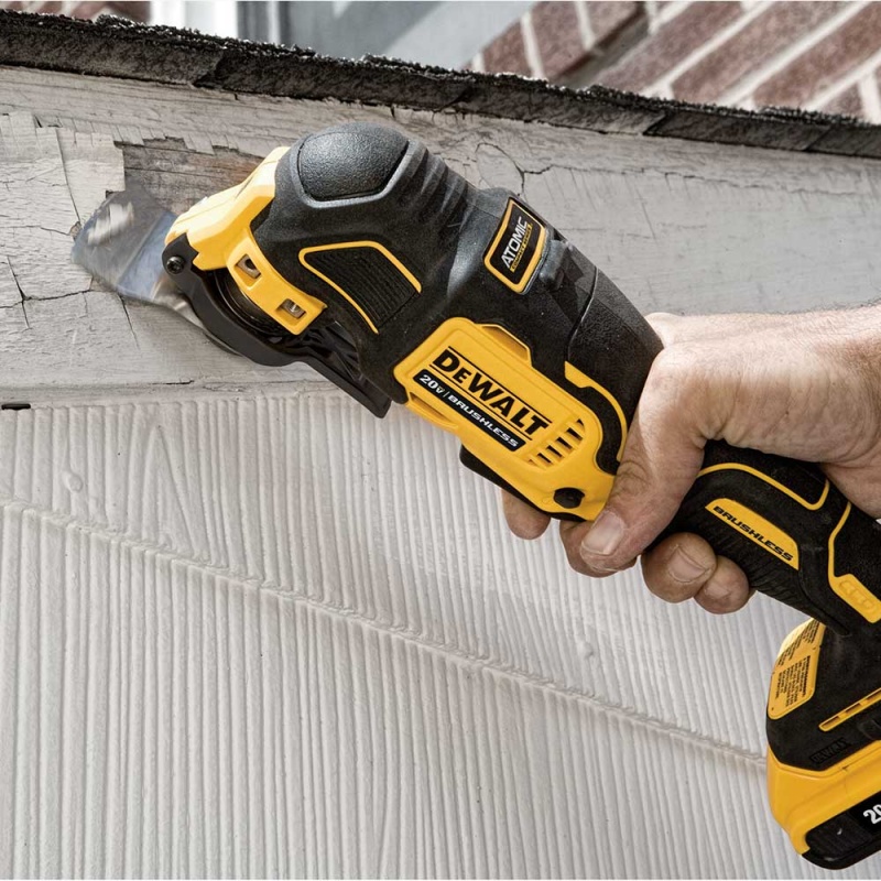 DeWALT DCS354D1 20V MAX XR ATOMIC Brushless Cordless Oscillating Multi Tool Kit - Image 4