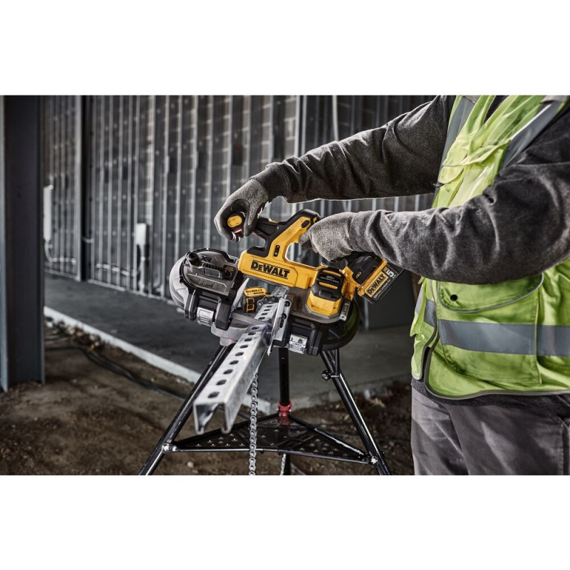 DeWALT DCS379P1 20V Max Brushless Mid-sized Band Saw Double Trigger Kit - Image 9