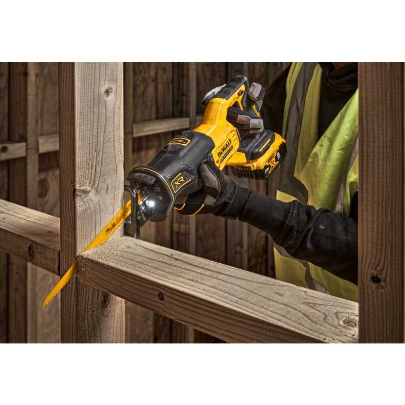 DeWALT DCS382B 20V MAX Brushless Cordless Reciprocating Saw - Bare Tool - Image 4