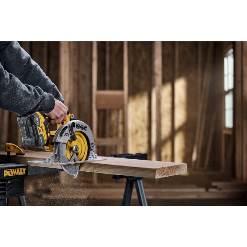 Dewalt DCS590WW1 20V 7-1/4" MAX XR Brushless Cordless Circular Saw Kit - Image 8