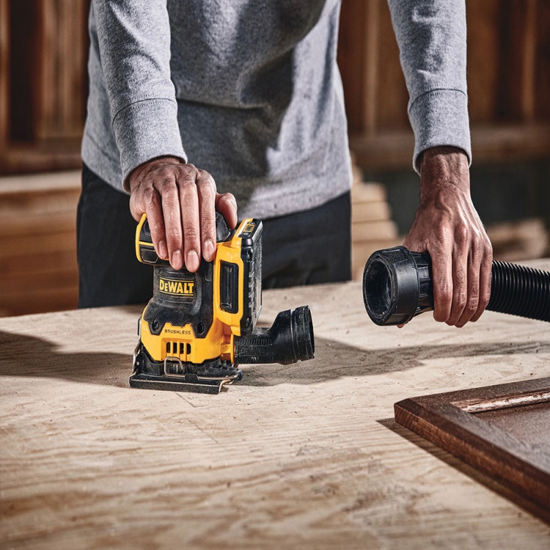 DeWALT DCW200D1 20V MAX XR 1/4 Sheet Cordless Durable Variable Speed Sander Kit - Image 8