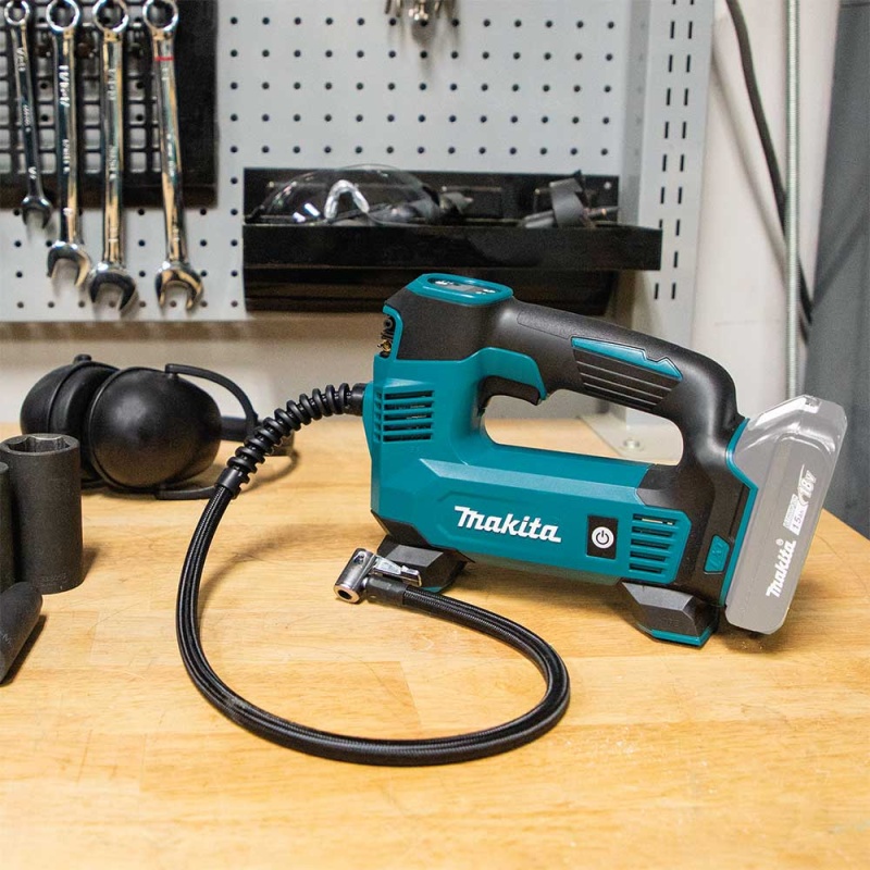 Makita DMP180ZX 18V LXT 120 PSI Lithium-Ion Cordless Inflator - Bare Tool - Image 4