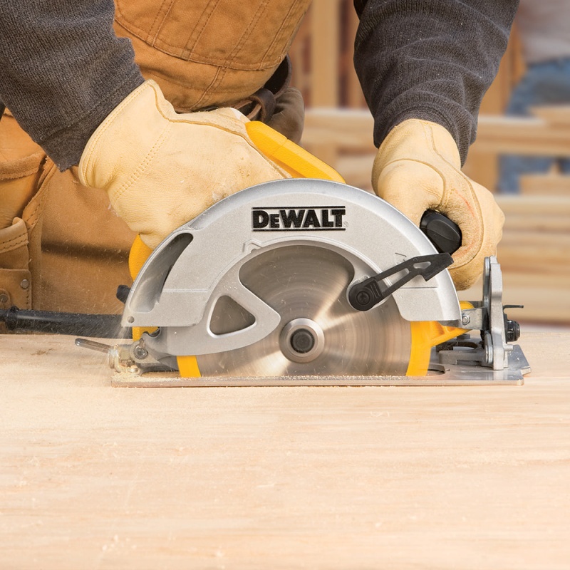 DeWALT DWE575 7-1/4-In Electric Next Gen Circular Saw Cutting Tool - Image 5