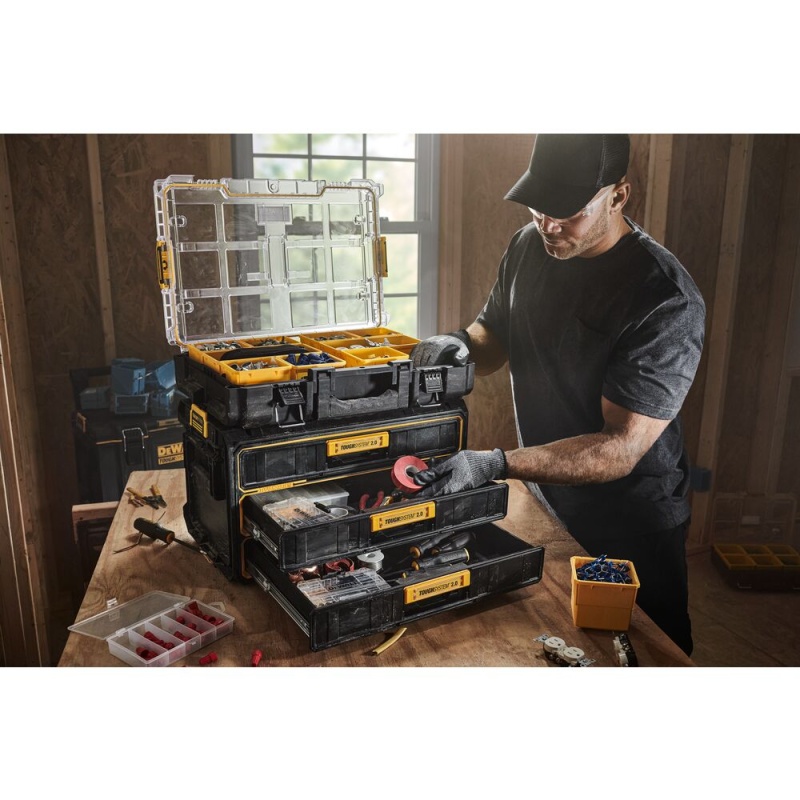 DeWALT DWST08330 TOUGHSYSTEM 2.0 Three-Drawer Unit - Image 10