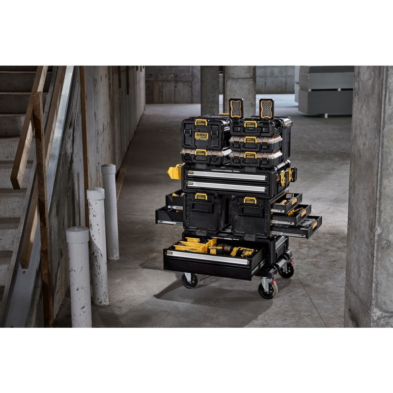 Dewalt DWST08530 2.0 DXL 30" Heavy Duty Dolly - Image 8