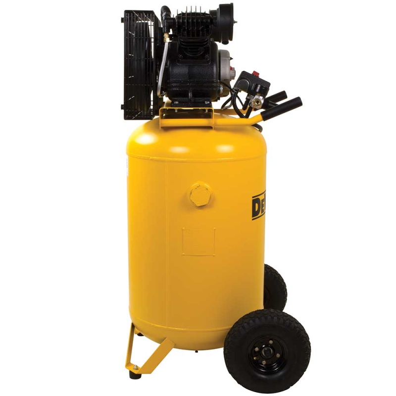 DeWALT DXCMLA1683066 30 Gallon 1.6 HP Portable Electric Air Compressor - Image 3