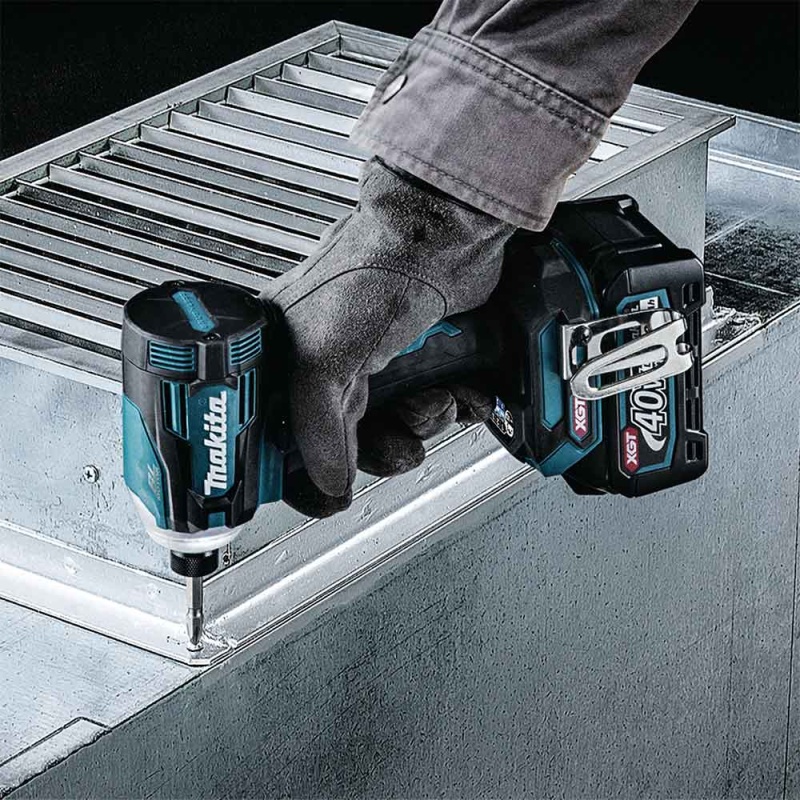 Makita GDT01D 40V MAX XGT Brushless Cordless Impact Driver Kit w/ 2.5Ah Battery - Image 11