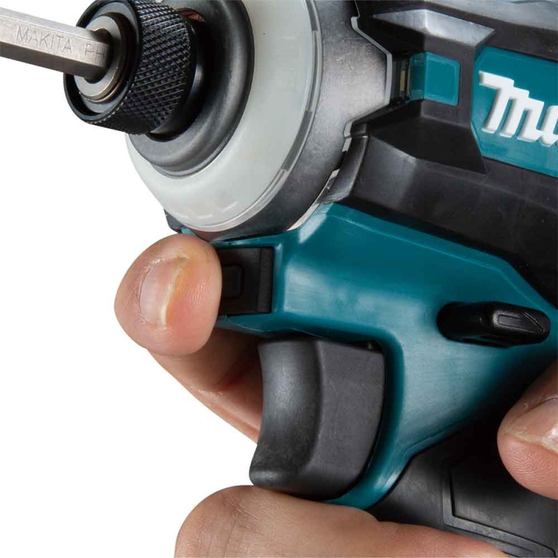 Makita GDT01D 40V MAX XGT Brushless Cordless Impact Driver Kit w/ 2.5Ah Battery - Image 4