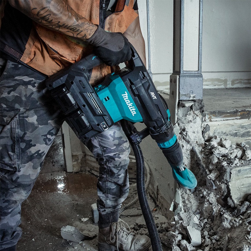 Makita GMH02PM 40V X2 80V max XGT Brushless 28 lb. AVT Demolition Hammer Kit - Image 11