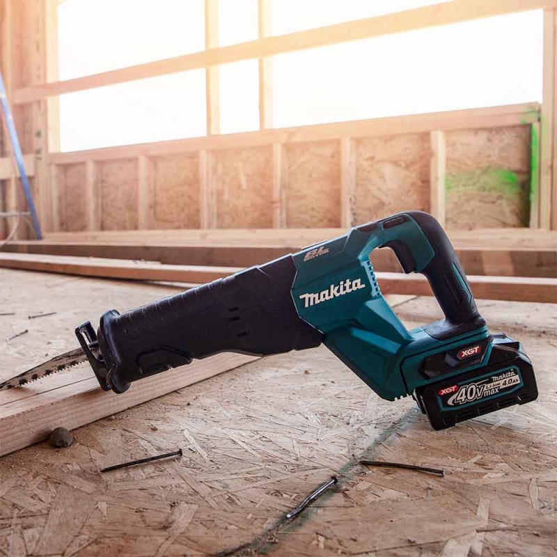 Makita GRJ01M1 40V MAX XGT Brushless Cordless Reciprocating Saw Kit w/ 4.0Ah - Image 10