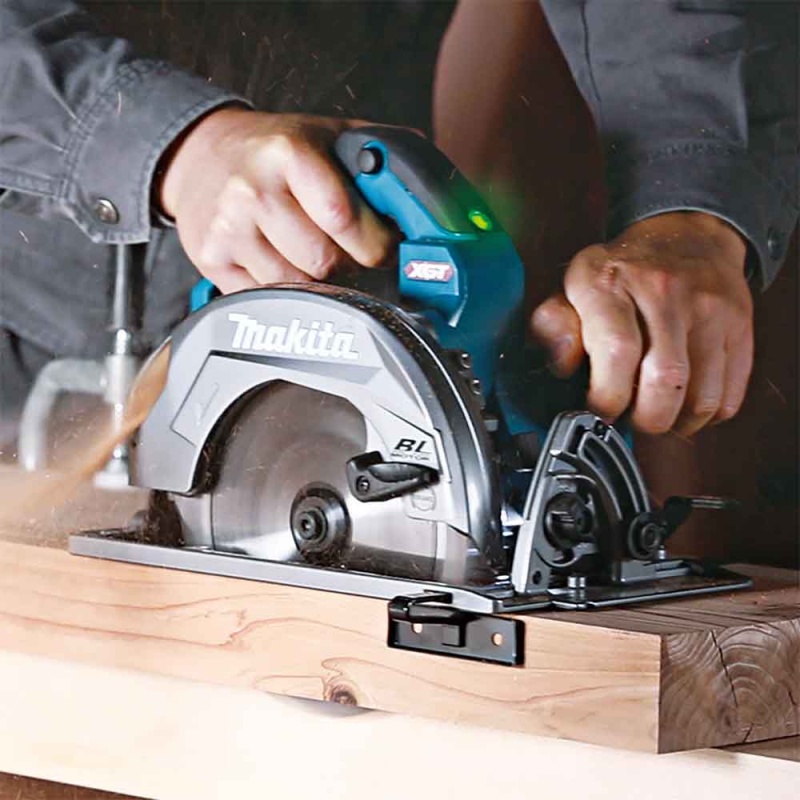 Makita GSH01Z 40V MAX XGT 7-1/4" Brushless Cordless Circular Saw - Bare Tool - Image 3