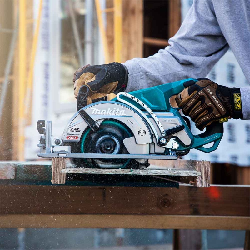 Makita GSR01M1 40V MAX XGT 7-1/4 Brushless Rear Handle Circular Saw Kit w/4.0 Ah - Image 12