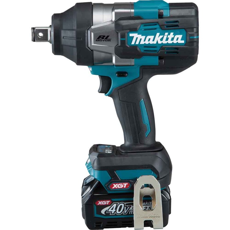 Makita GWT01D 40V MAX XGT 3/4" Sq. Brushless Cordless Drive Impact Wrench Kit - Image 3