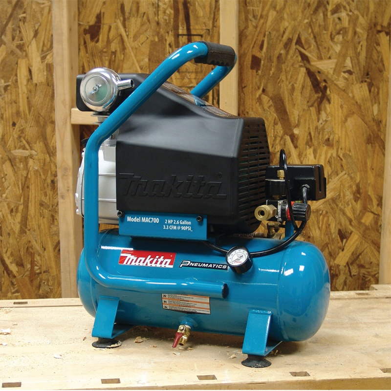 Makita MAC700 2.0 Hp 2.6 Gallon Cast Iron Roll-Cage Big Bore Air Compressor - Image 6