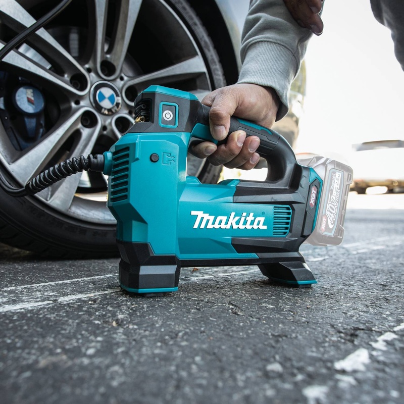 Makita MP001GZ01 40V MAX XGT Cordless High-Pressure Inflator - Bare Tool - Image 2