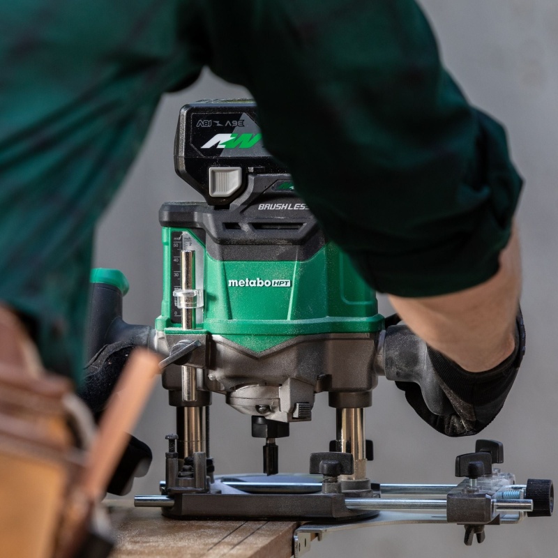 Metabo HPT M3612DAQ4 36V Cordless Variable Speed Plunge Router - Bare Tool - Image 2