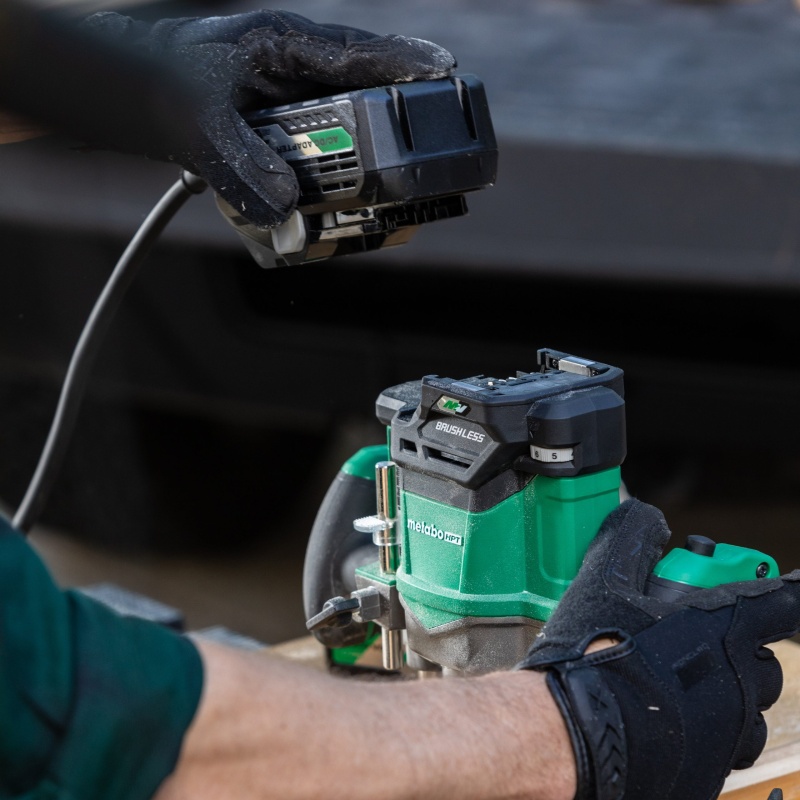 Metabo HPT M3612DAQ4 36V Cordless Variable Speed Plunge Router - Bare Tool - Image 9