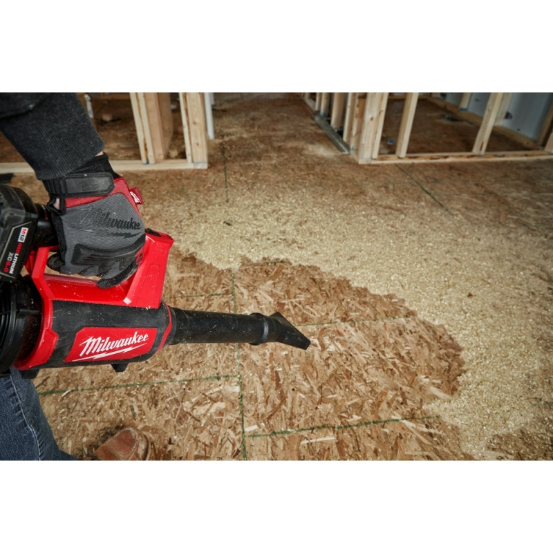 Milwaukee 0852-20 M12 Cordless Lithium-Ion Variable Speed Compact Spot Blower - Image 4