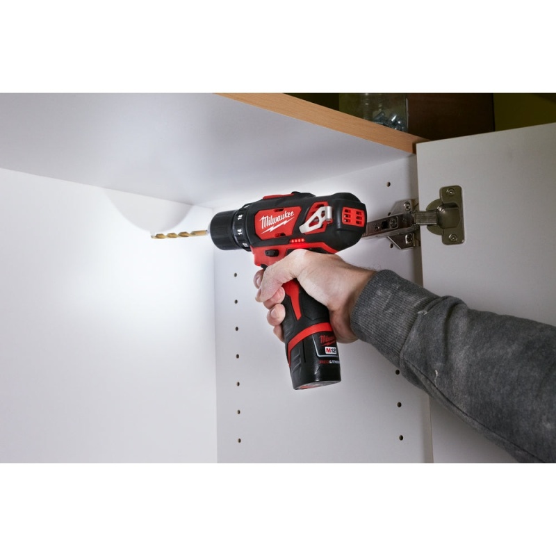 Milwaukee 2494-22 M12 12V Cordless Power Lithium-Ion 2-Tool Combo Kit - Image 5