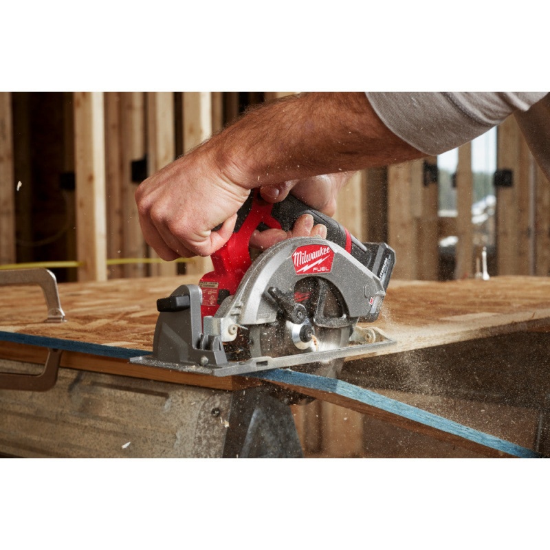 Milwaukee 2521-20x5 M12 FUEL 12V Cordless Circular Saw w/ 2 - M12 5AH Batteries - Image 10