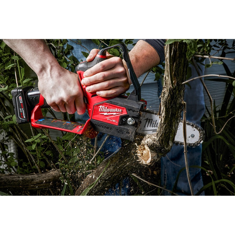 Milwaukee 2527-21x3 M12 FUEL 12V 6?? Pruning Saw Kit w/ 2 - M12 3AH Batteries - Image 6