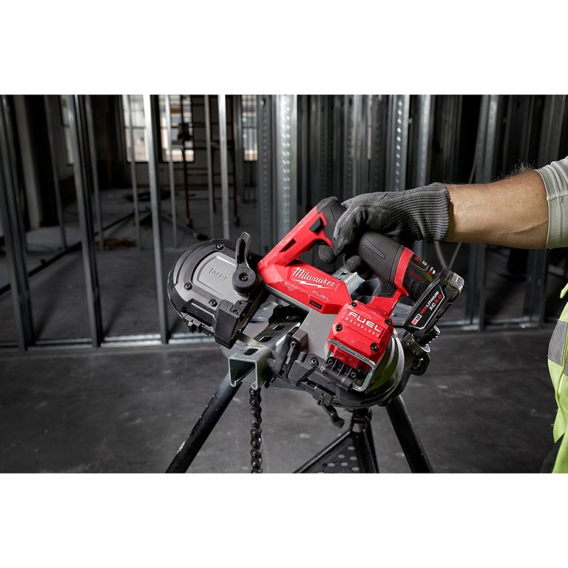 Milwaukee 2529-20XC M12 FUEL 12V Cordless Li-Ion Band Saw w/ 3AH Battery Pack - Image 9