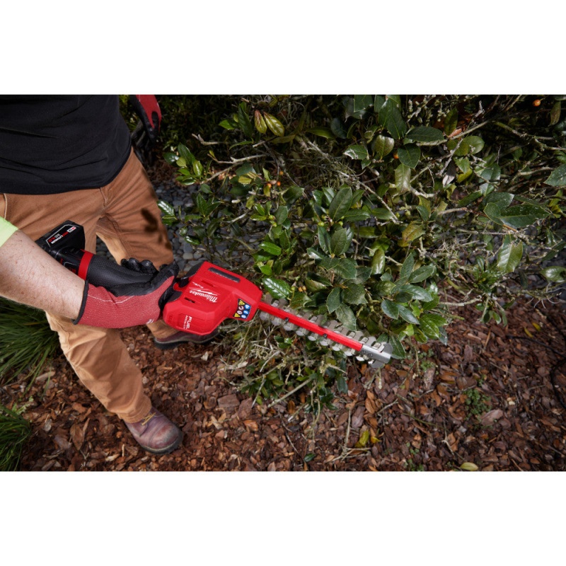 Milwaukee 2533-21 M12 FUEL 8" Cordless Hedge Trimmer Kit - Image 13