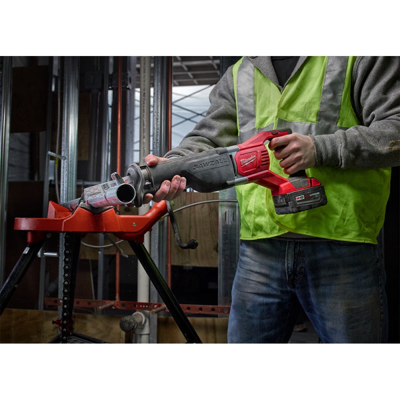 Milwaukee 2621-20 M18 18V 18-Inch SAWZALL Reciprocating Saw - Bare Tool - Image 4