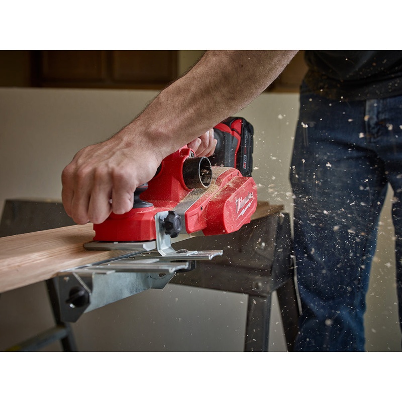 Milwaukee 2623-20 M18 18V 3-1/4-Inch Planer w/ Bevel/Edge Guide - Bare Tool - Image 7