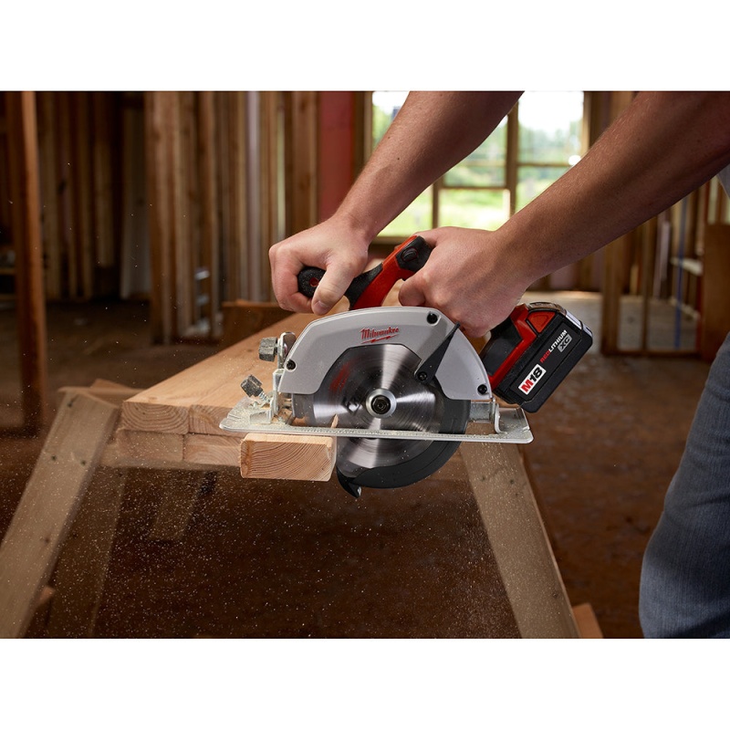 Milwaukee 2630-20 M18 18V 6 1/2" Circular Saw with Blade - Bare Tool - Image 6