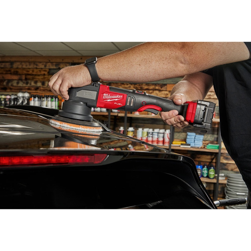 Milwaukee 2685-20 M18 FUEL 18V 21mm Random Orbital Polisher - Bare Tool - Image 7