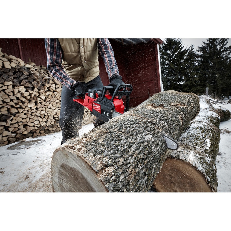 Milwaukee 2727-20C M18 FUEL 14" Ergonomic Cordless Chainsaw - Bare Tool - Image 13