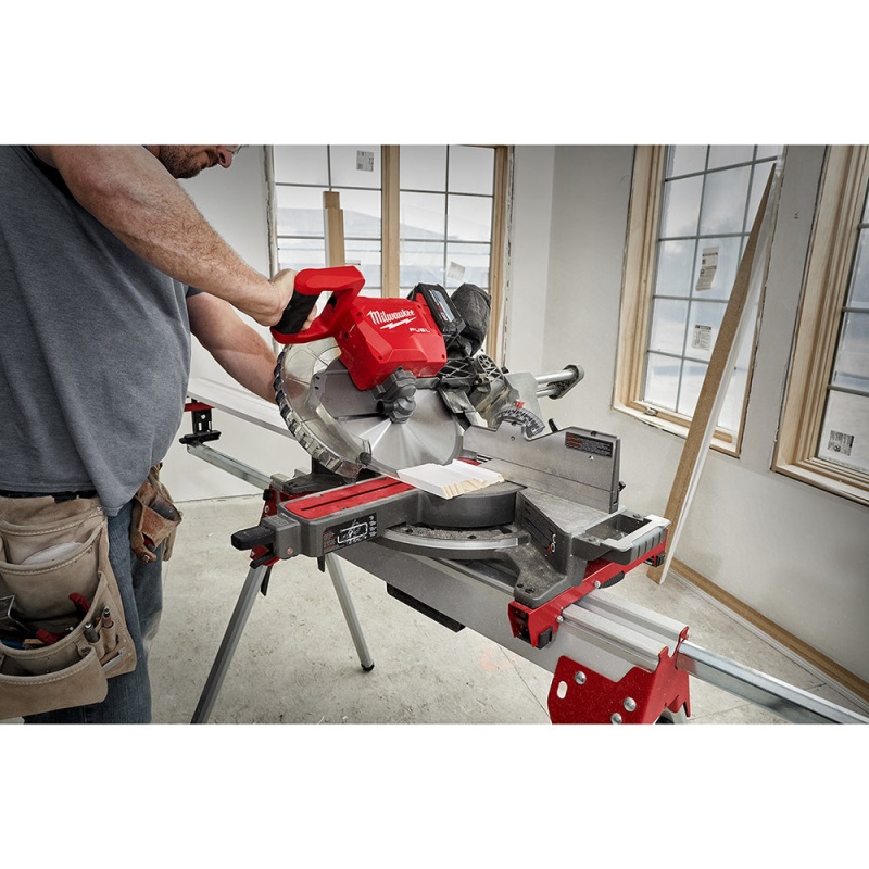 Milwaukee 2739-21HD M18 FUEL 18V 12" Dual Bevel Sliding Compound Miter Saw Kit - Image 10